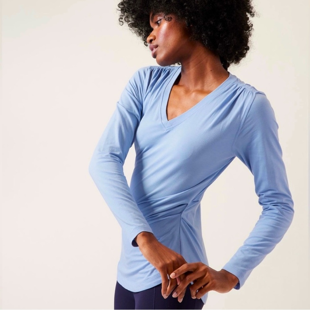 Athleta Outbound Ruched Long Sleeve Tee - XS